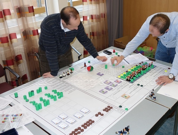 Projektmanagement Seminare Ingenieure Techniker - Projektmanagement Grundlagen Seminare Ingenieure Techniker - Projektmanagement Seminare Ingenieure Techniker Projektmanagement Simulationen Planspiele - Projektmanagement Seminar - Seminare - Projekt Simulation Planspiel - Projekt Simulation Planspiel - TopSim